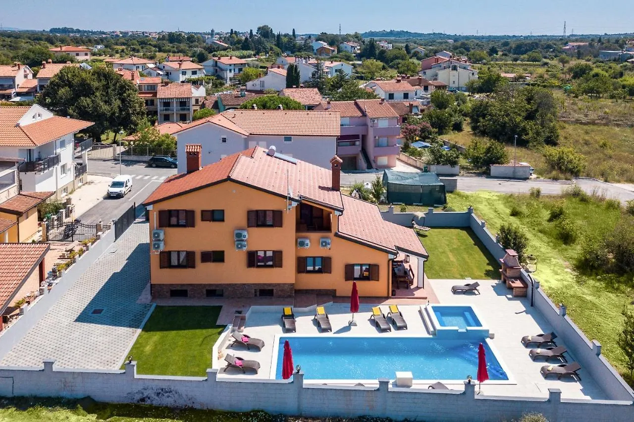 Luxury Villa Hedone With Pool & Whirpool In Pula Near The Beach Croatia